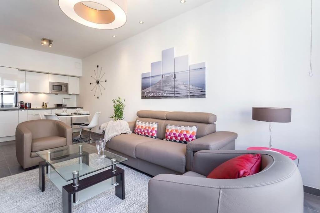 Royal Apartment Near The Beaches Nisa Exterior foto